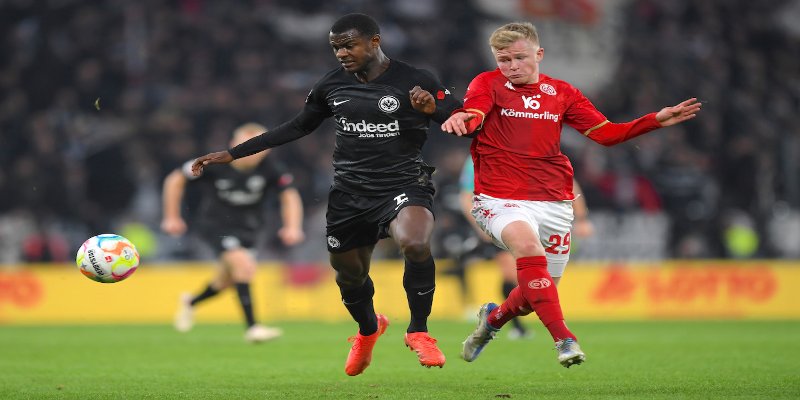 AS Roma vs Eintracht Frankfurt - Soi Kèo 03h00 31/01/2025 1  AS Roma sẽ có lần đầu tiên đối đầu Eintracht Frankfurt